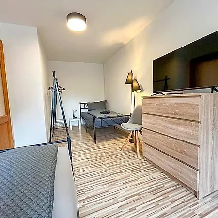 아파트 Monteurwohnung *